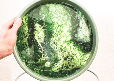 Bijzettafel groen epoxy gietglans