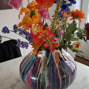 Vaas multi-colour acrylgieten , shop the look